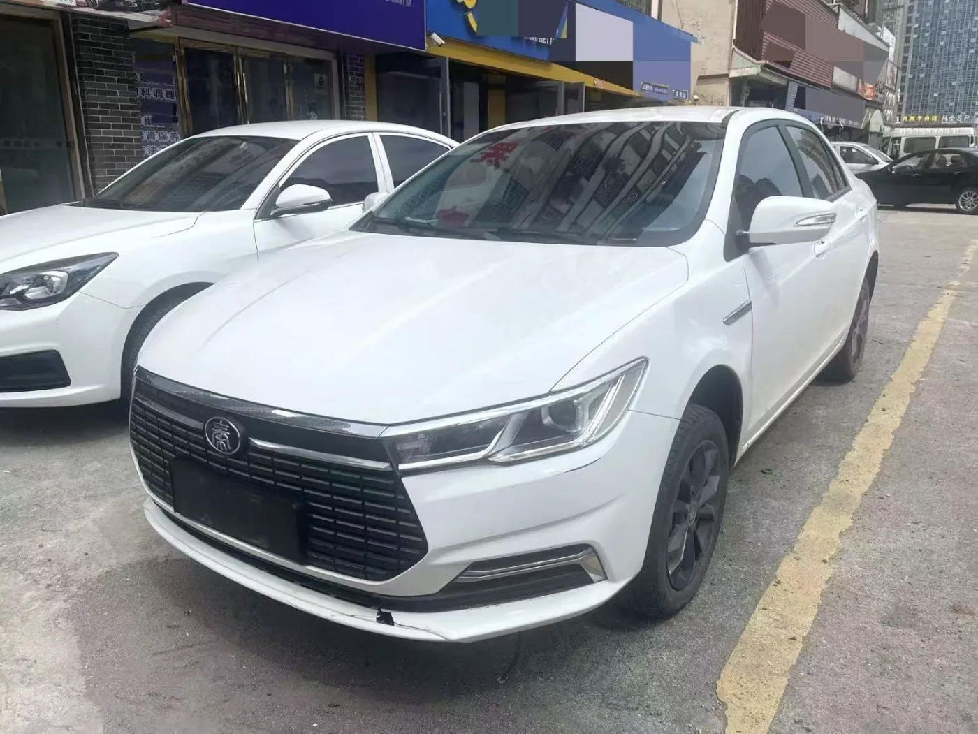 2023 比亚迪 秦EV
