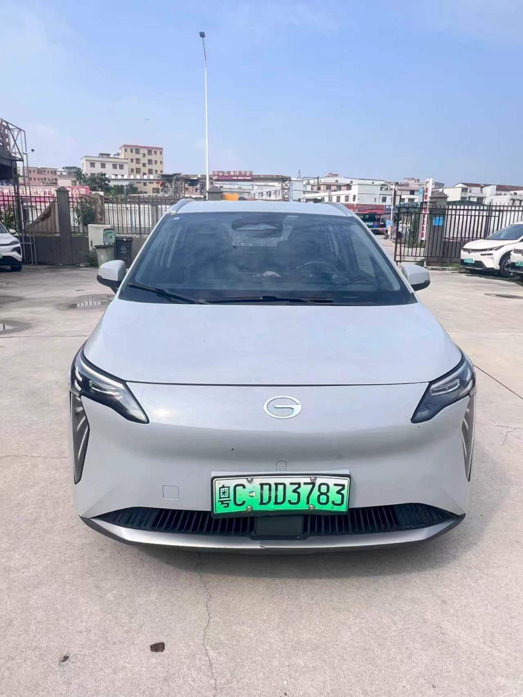 2023 埃安 YP70