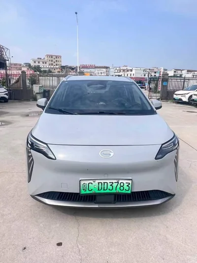 2023 埃安 YP70