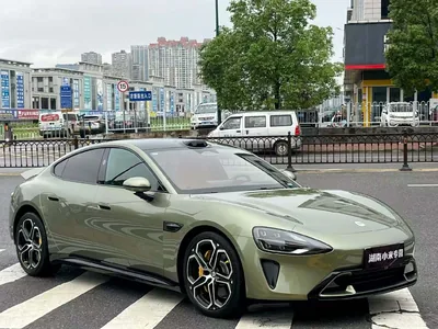 2025 小米 SU7 MAX