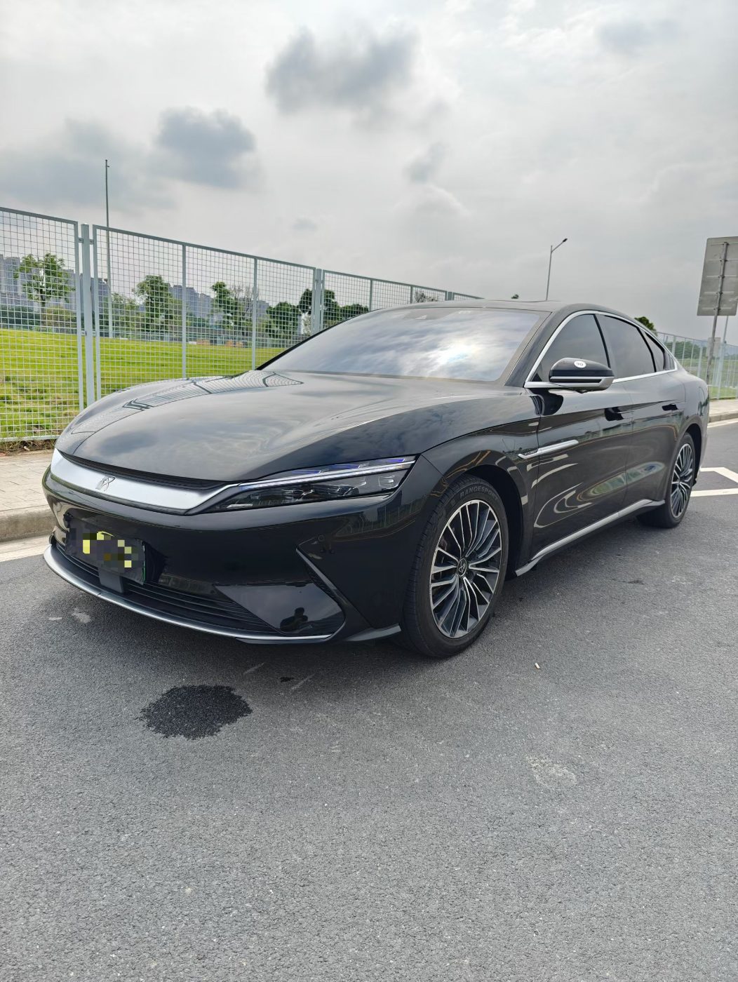 2022 比亚迪 汉EV