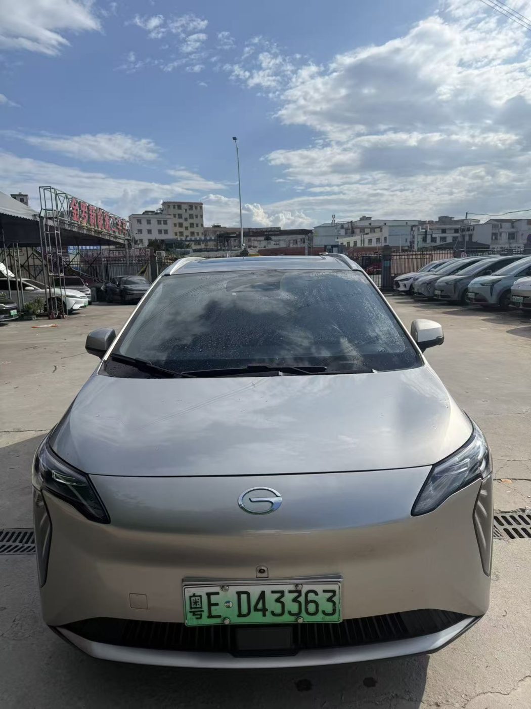 2023 埃安 YP70