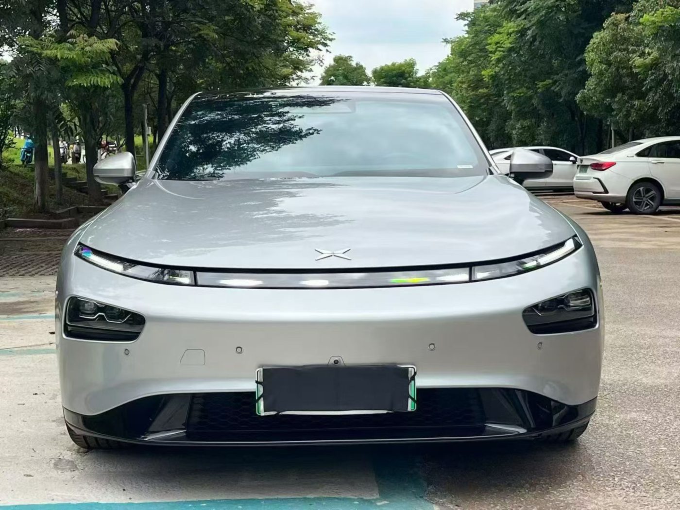 2022 小鹏 P7